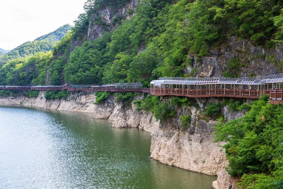 Danyanggang Jando Trail attached to a riverside cliff above the Namhangang River