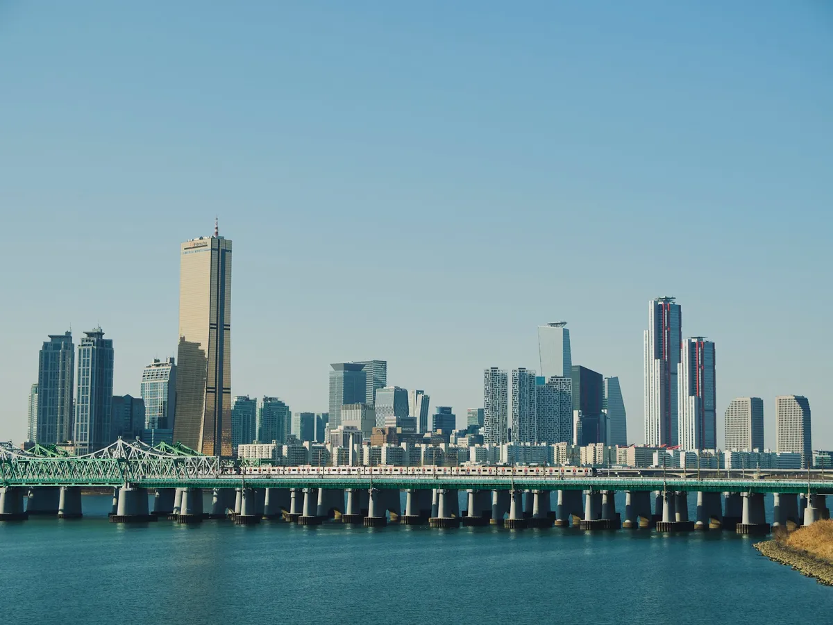 How to Get from Incheon Airport to Seoul: AREX vs. Airport Bus - 1
