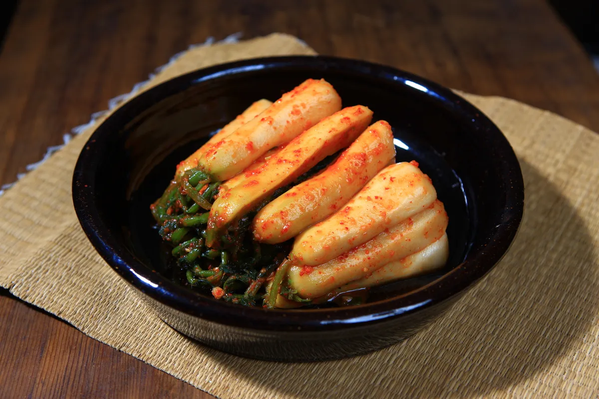 Chonggak kimchi made with whole young radish for Kimchi Guide
