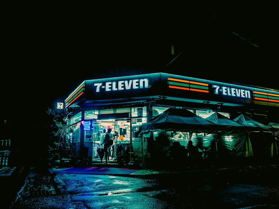 7-Eleven storefront in Korea for Korea convenience store guide