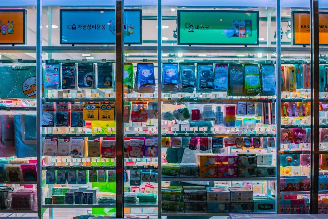 Convenience store refrigerated shelves for Korea convenience store guide