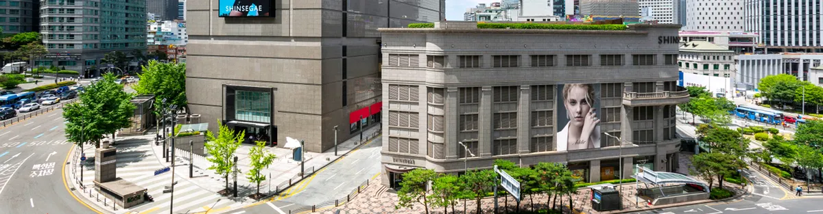 Shinsegae Department Store Main Store buildings beside Sogong-ro in central Seoul