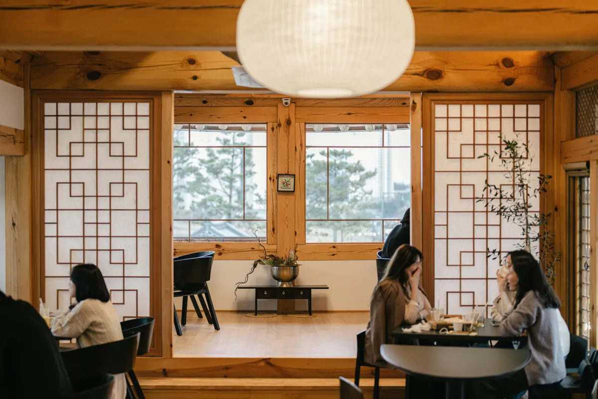 Korea Restaurant Etiquette 2026 - 6