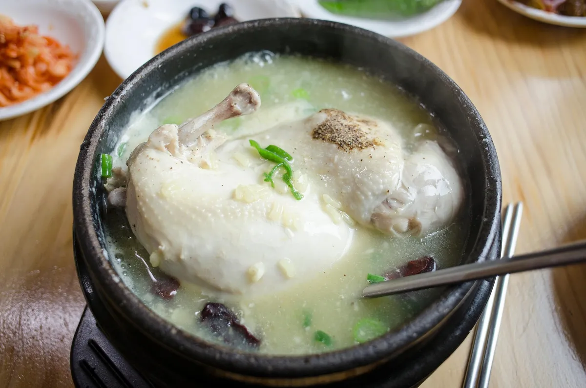 Top 7 Must-Try Korean Foods for First-Time Visitors (Beyond K-BBQ) - 8