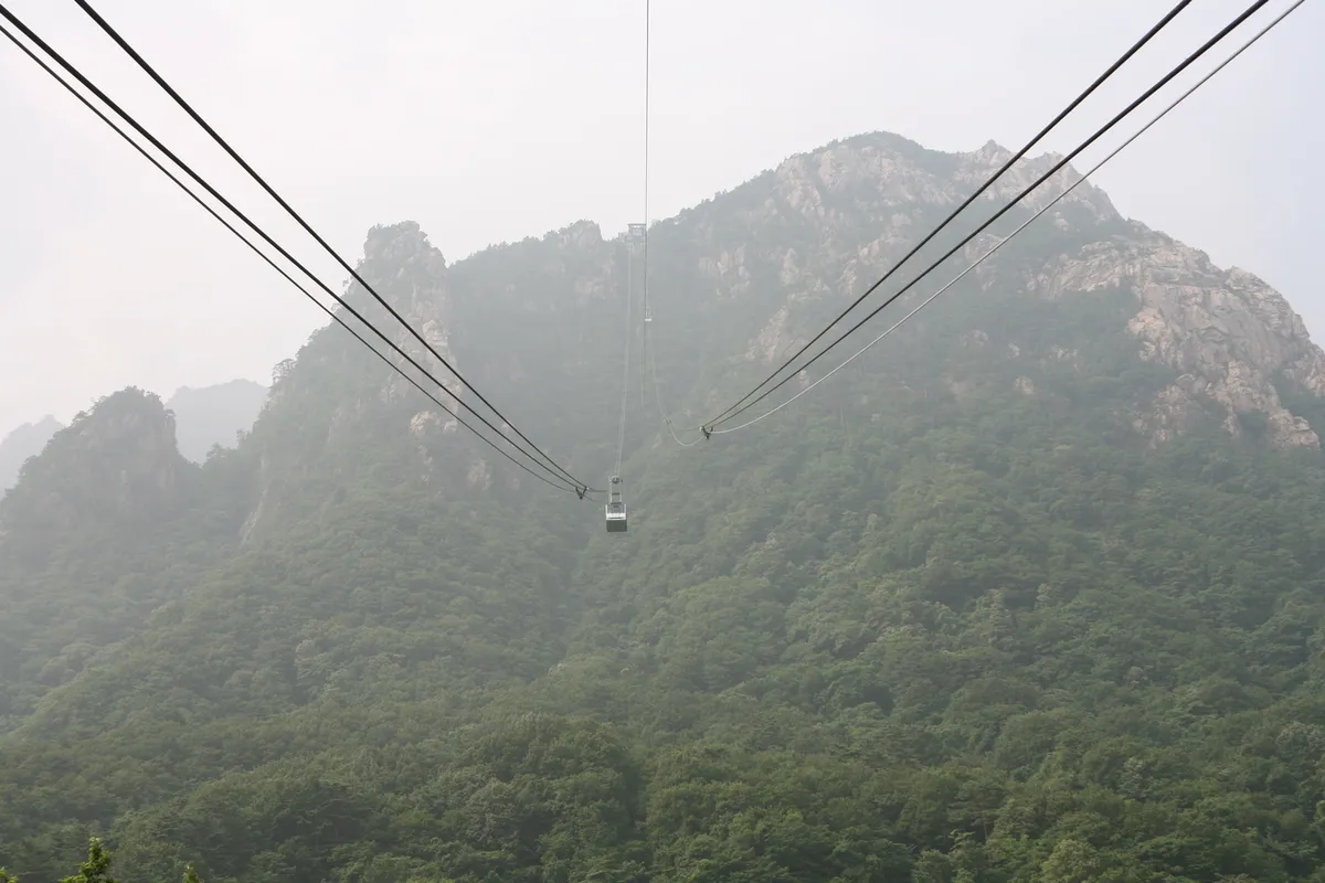 Gwongeumseong rocky viewpoint reached by Seoraksan Cable Car