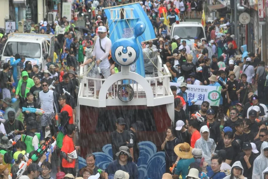 Water activity area at Jeongnamjin Jangheung Water Festival in summer 2026