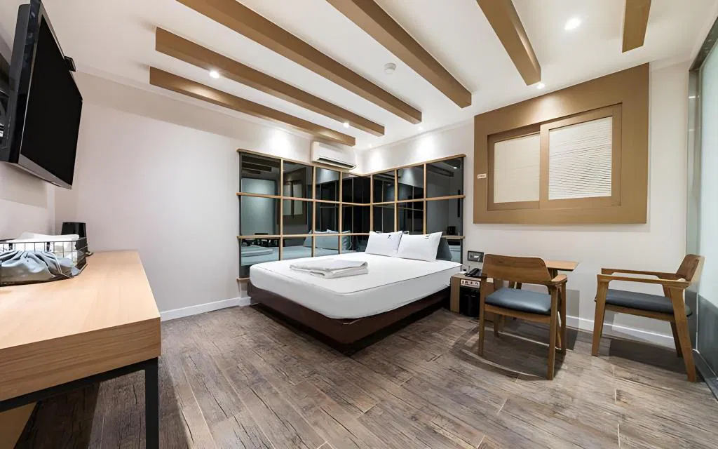 Hotel photo 2