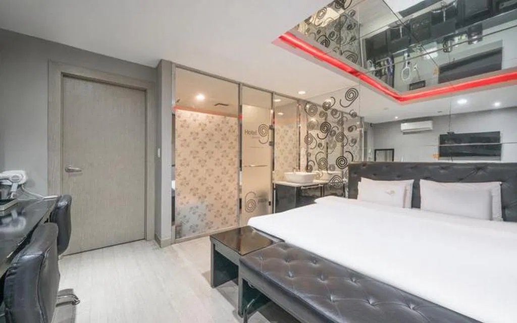 Hotel photo 1