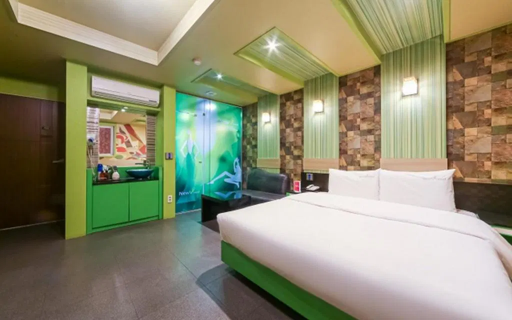 Hotel photo 1