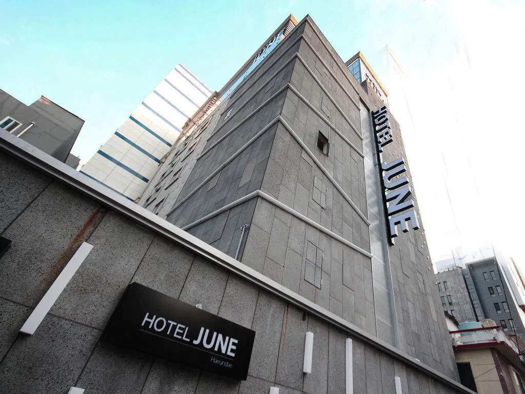 Hotel photo 1