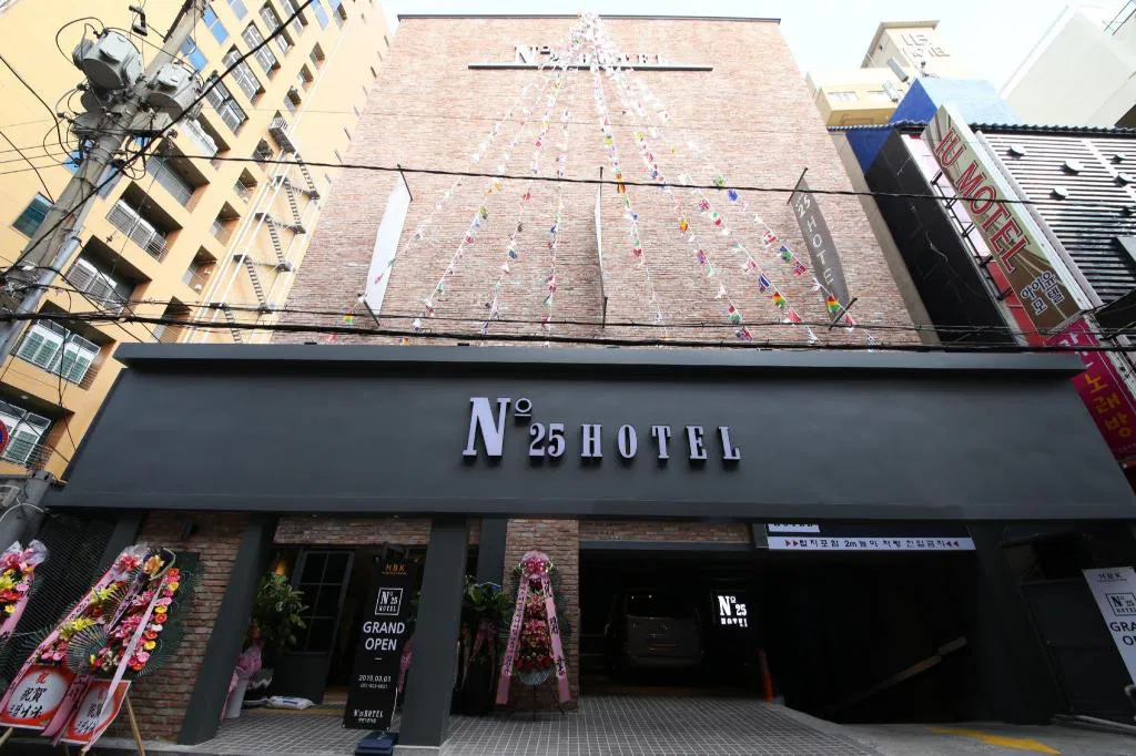Hotel photo 1