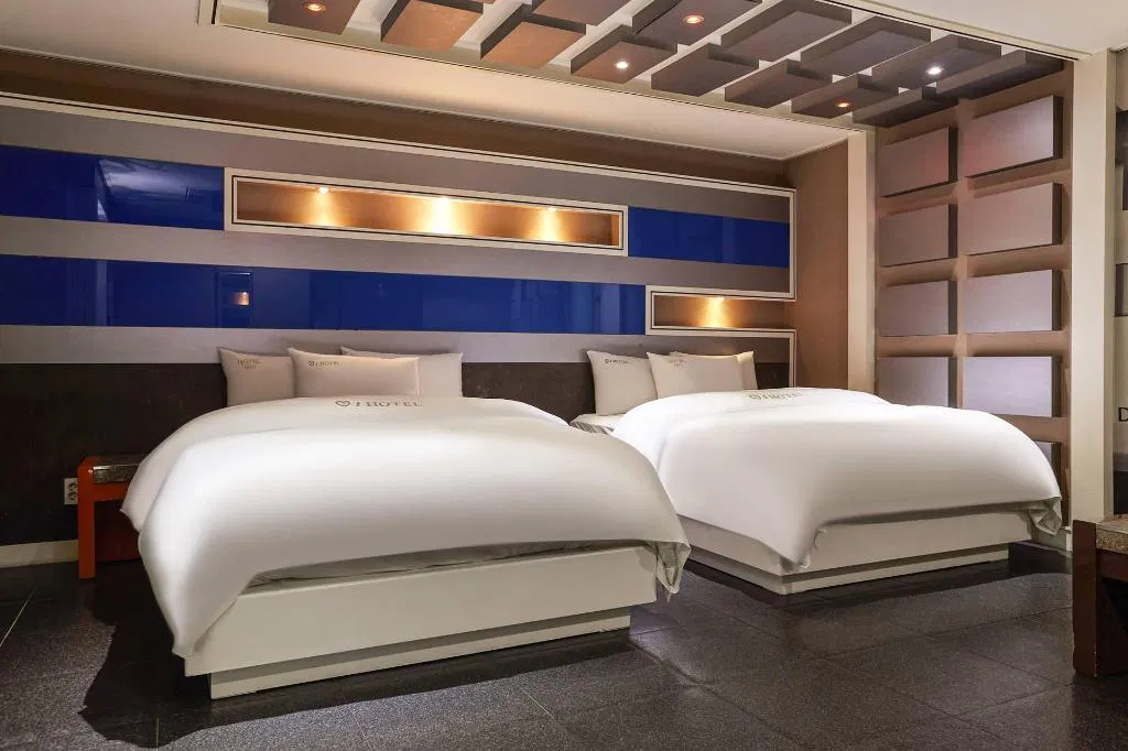 Hotel photo 1
