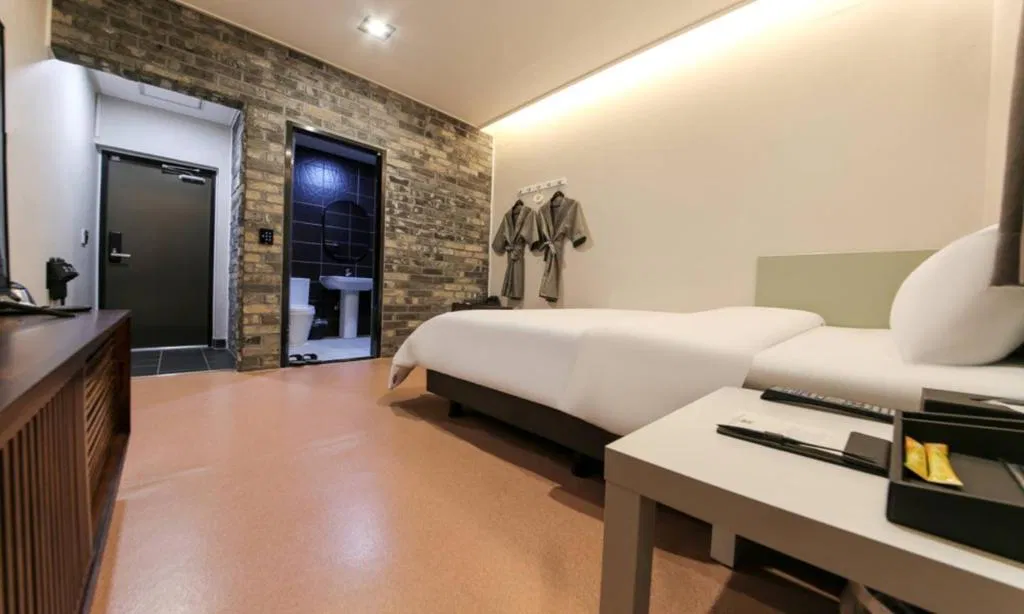 Hotel photo 2
