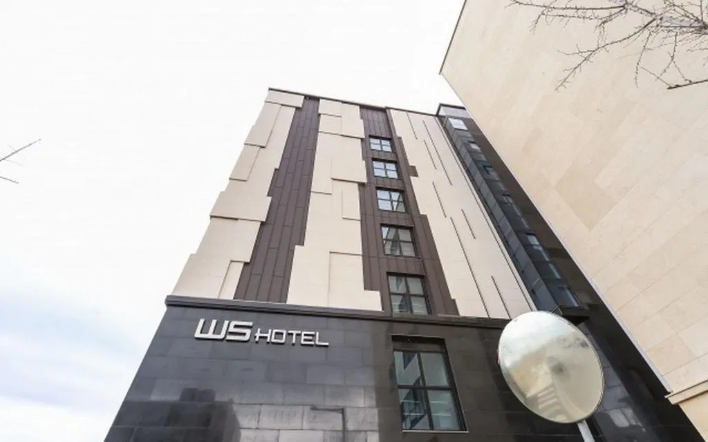Hotel photo 1