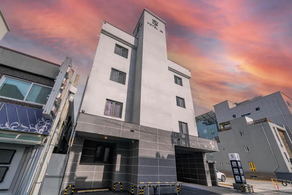 Hotel photo 1