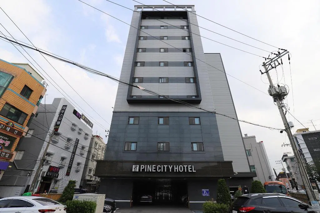 Hotel photo 1