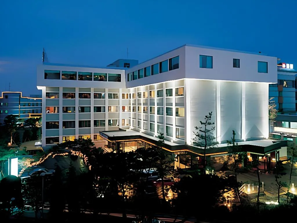 Hotel photo 1