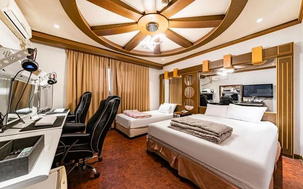 Hotel photo 2