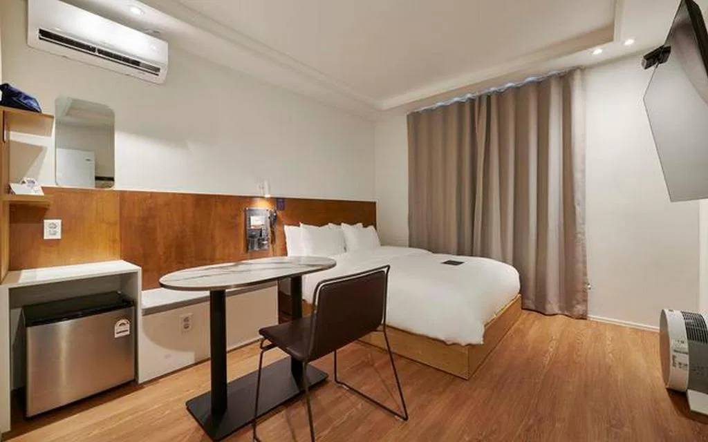 Hotel photo 1