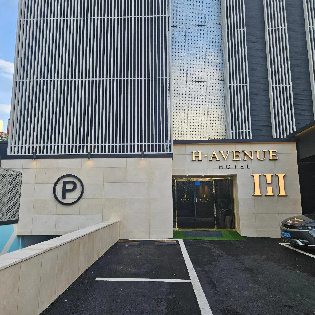 Hotel photo 2