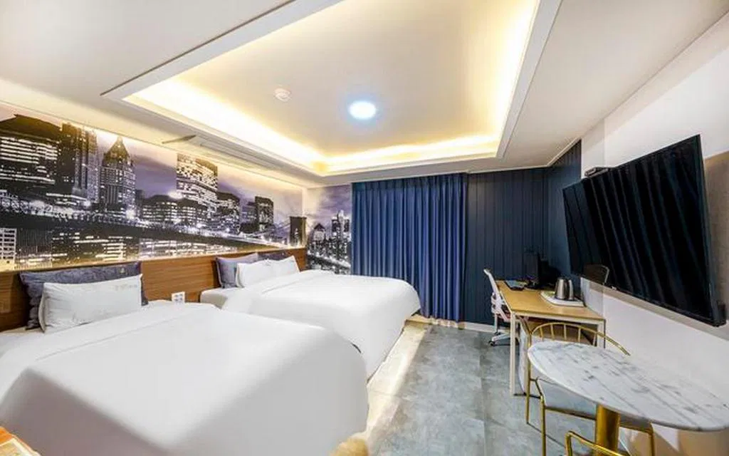Hotel photo 2