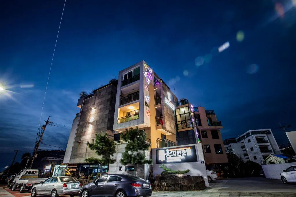 Hotel photo 1