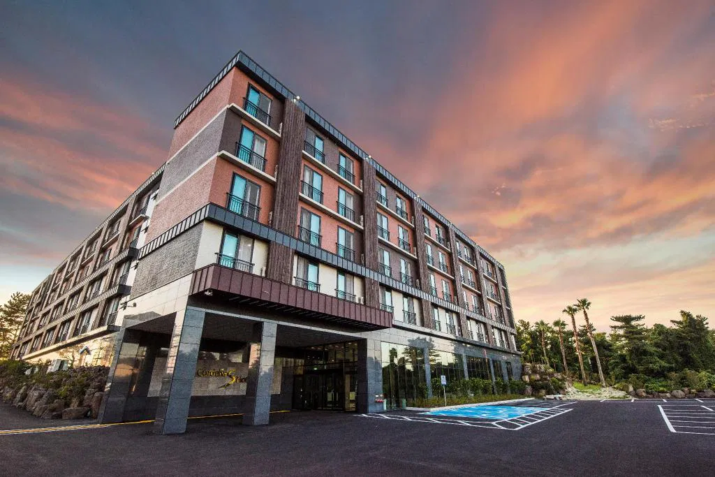 Hotel photo 1
