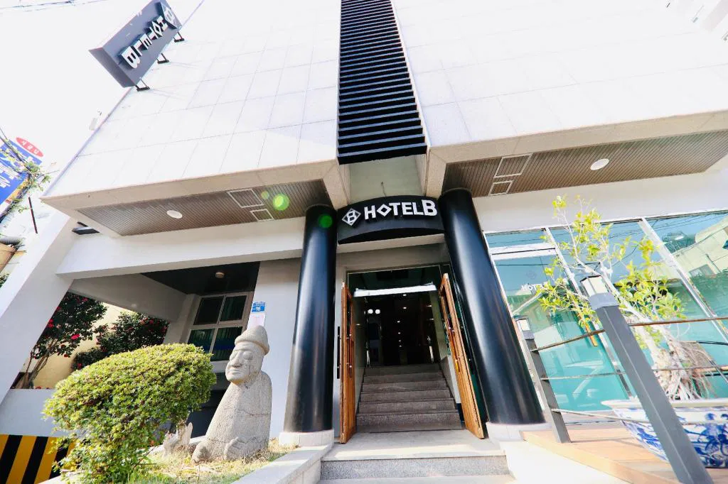 Hotel photo 1