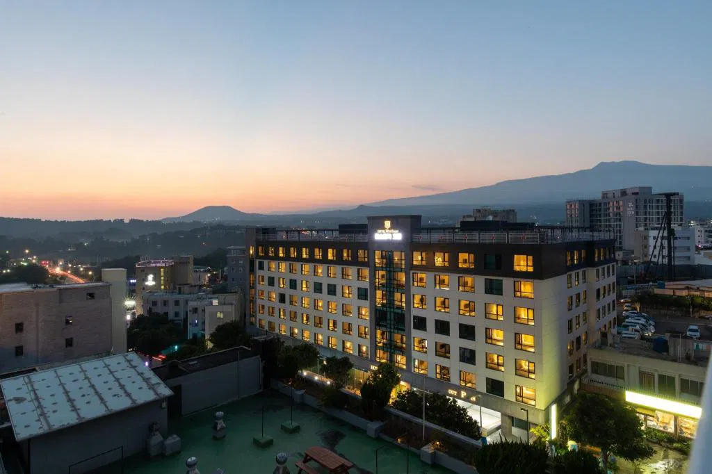 Hotel photo 1
