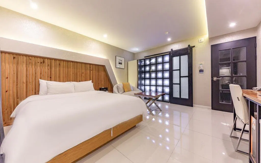 Hotel photo 1
