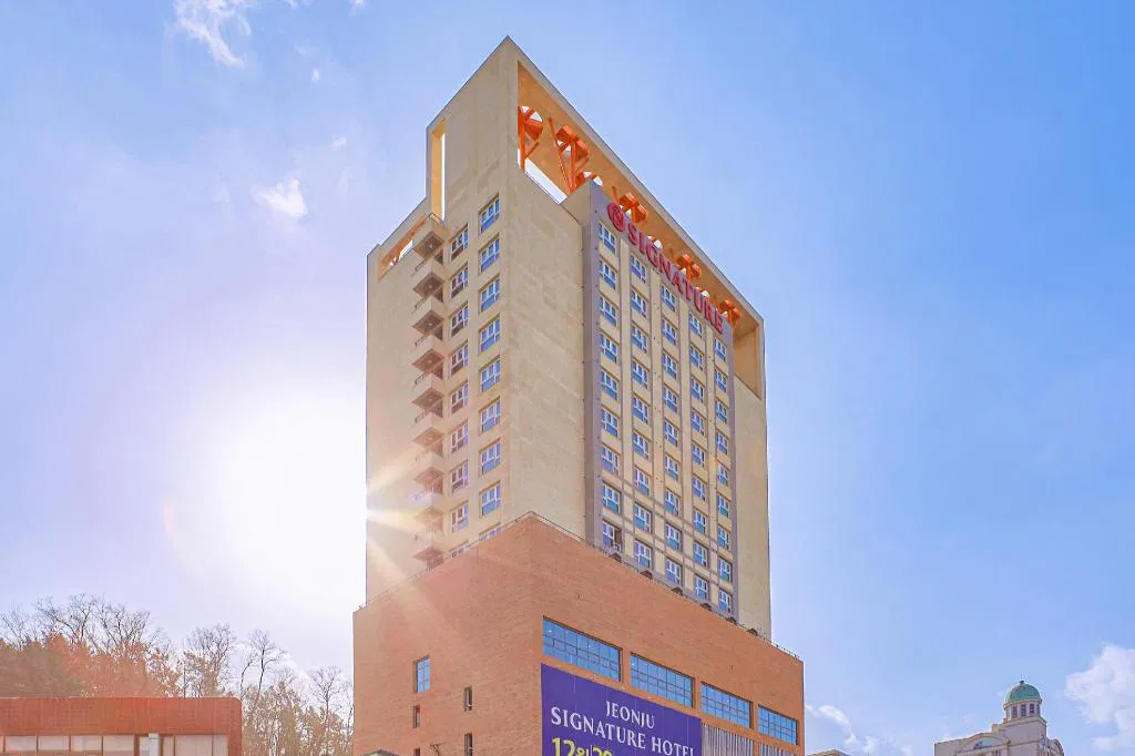 Hotel photo 1