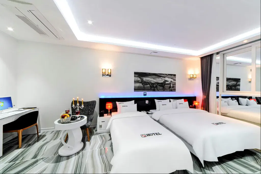 Hotel photo 1