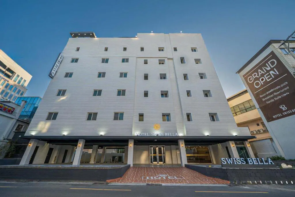 Hotel photo 1