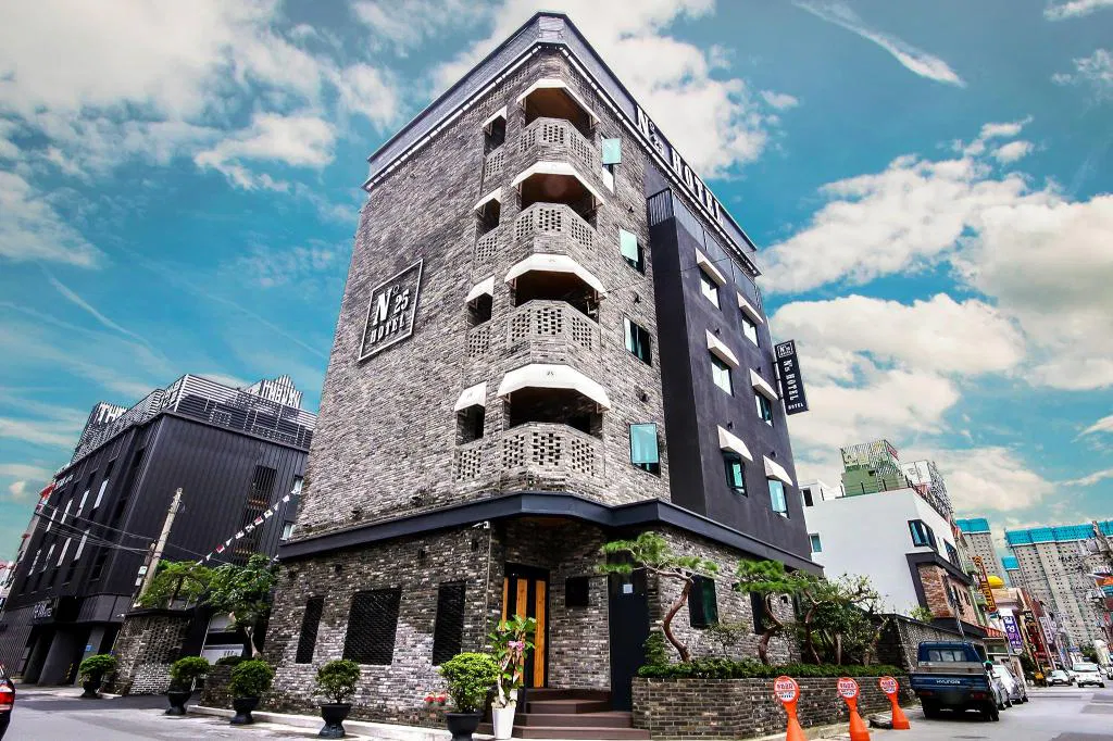 Hotel photo 1