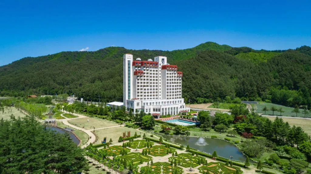 Hotel photo 1