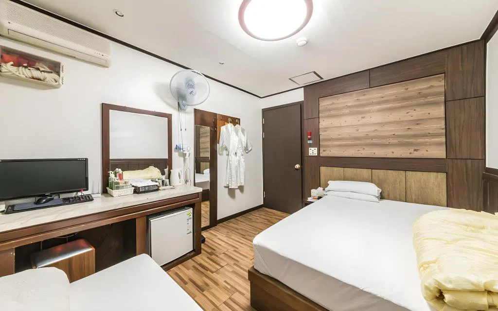 Hotel photo 2