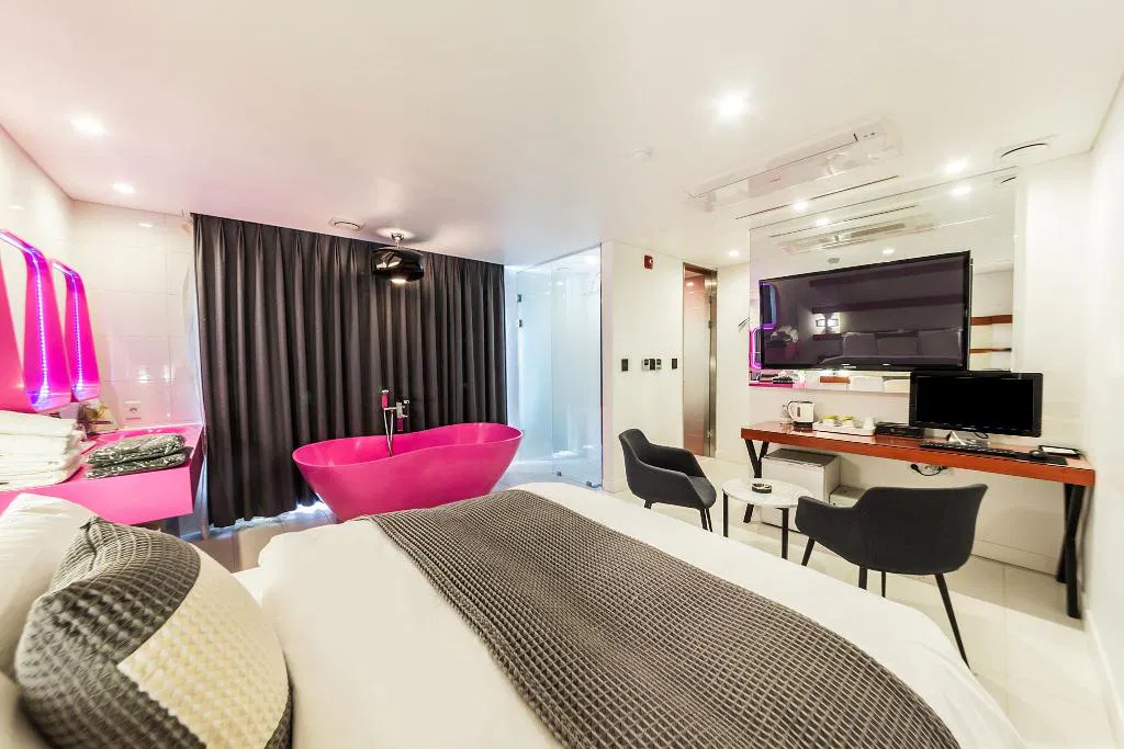Hotel photo 2