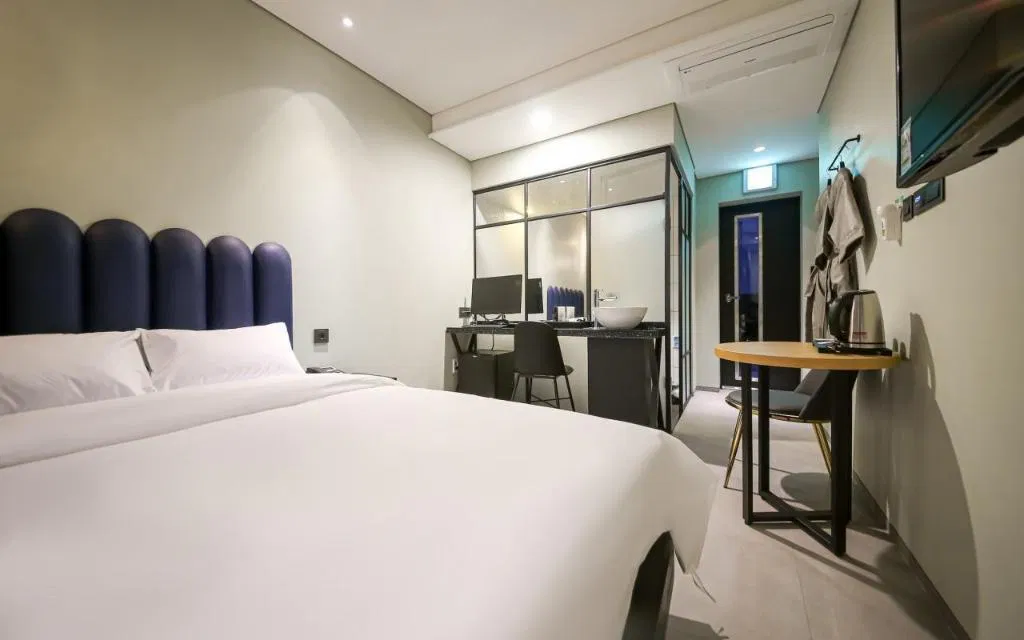 Hotel photo 1