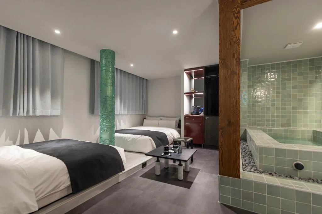 Hotel photo 2