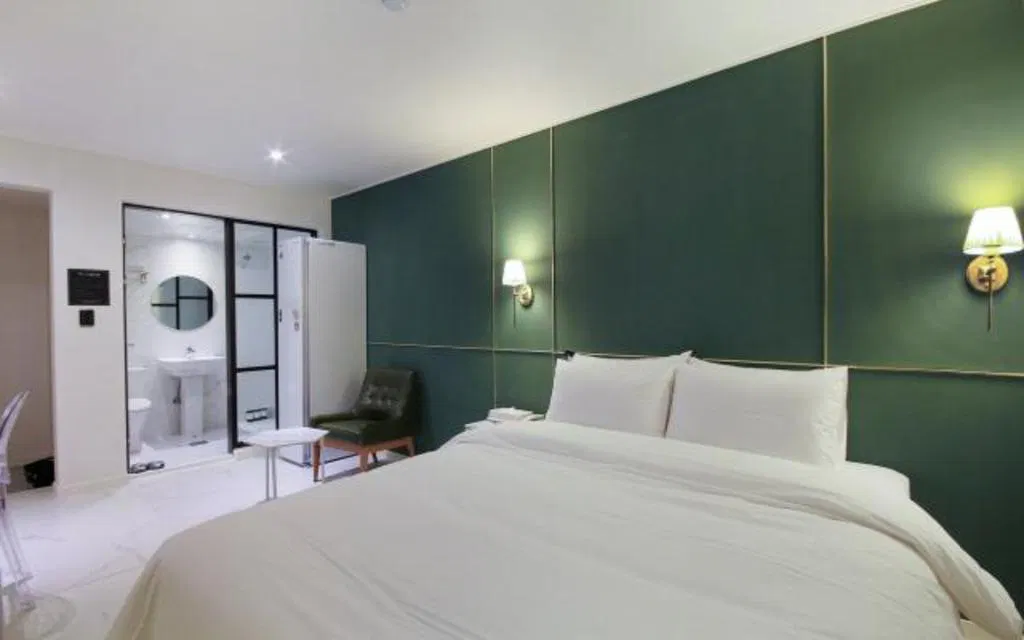 Hotel photo 1