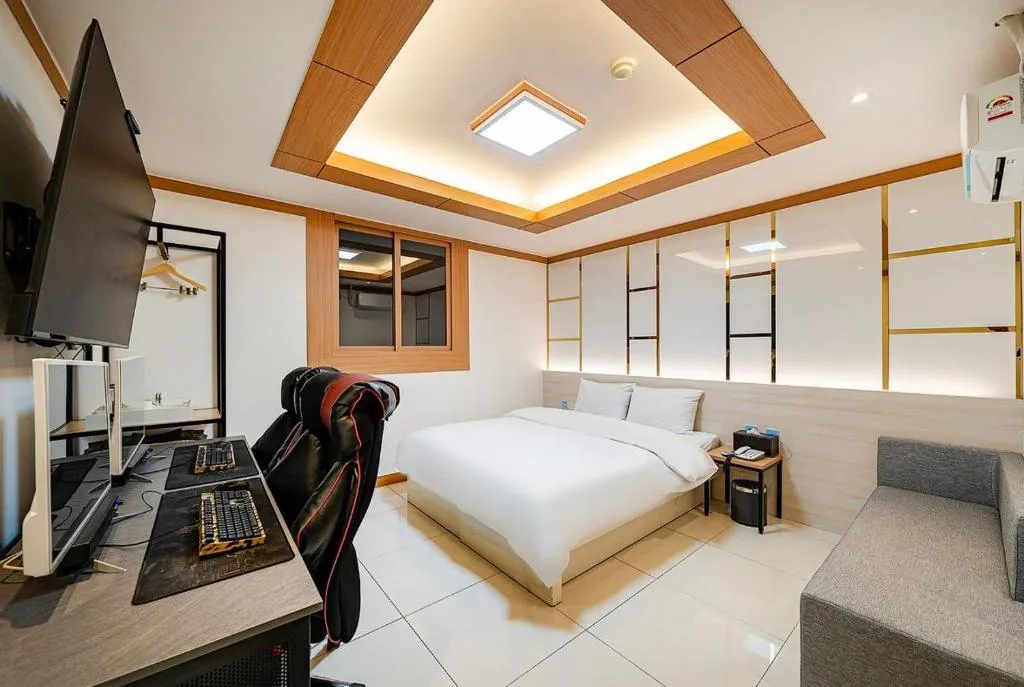 Hotel photo 2