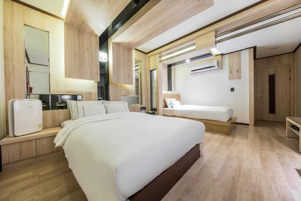 Hotel photo 2