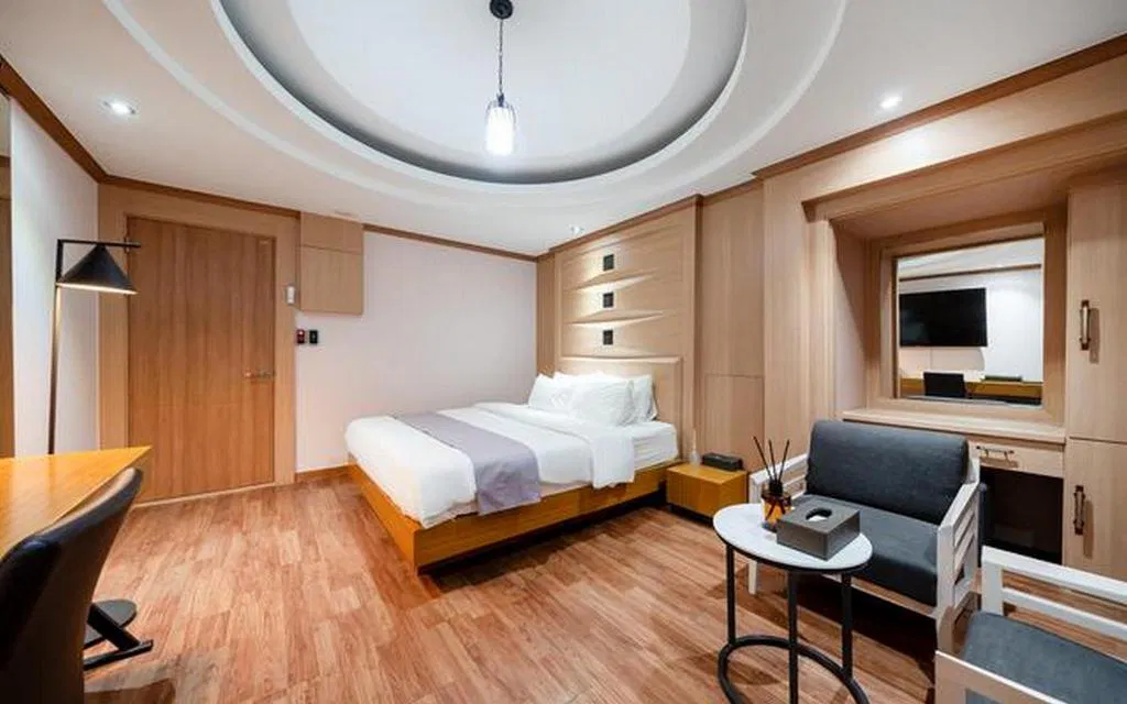 Hotel photo 1