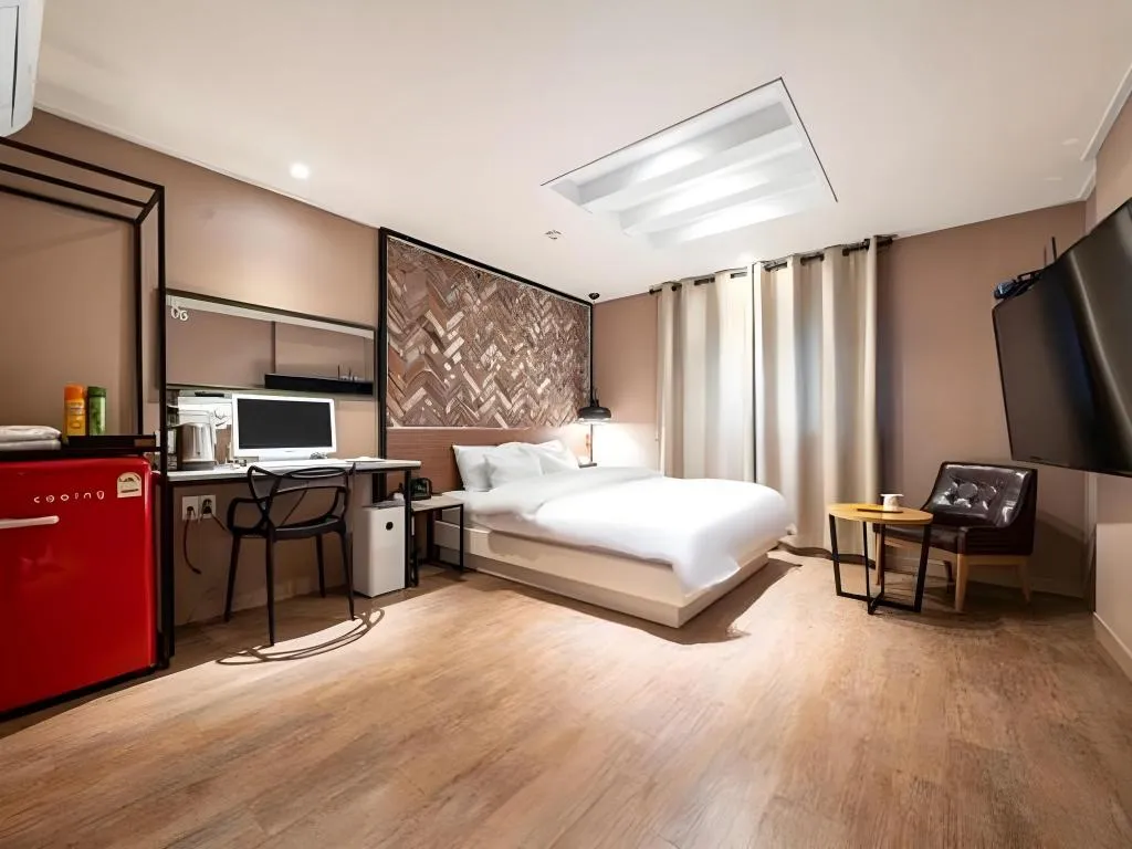Hotel photo 1