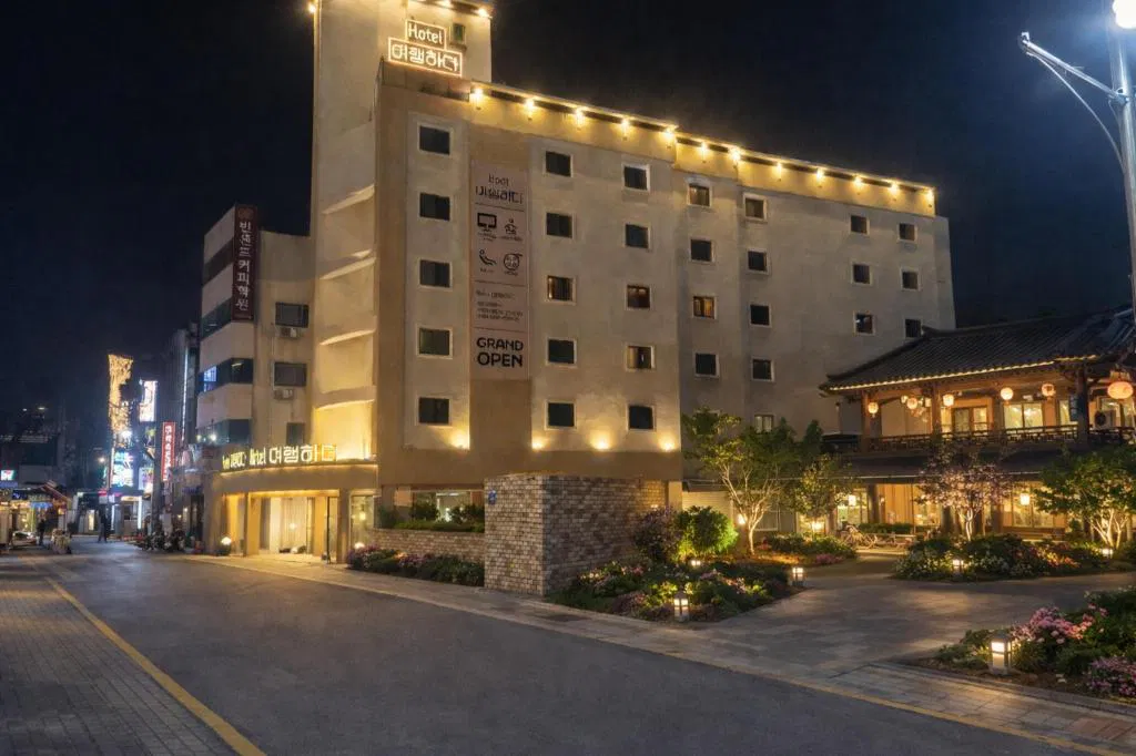 Hotel photo 1