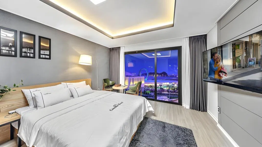 Hotel photo 1