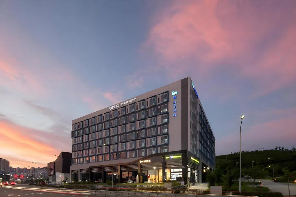 Hotel photo 1