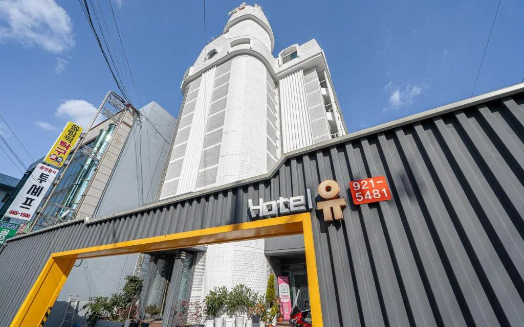 Hotel photo 1